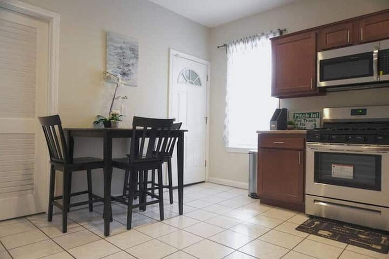 Apartamento 5br Triple Decker - 15 Mins To City